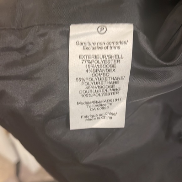 Addition Elle mixed media black blazer Size: 18 - Picture 9 of 9